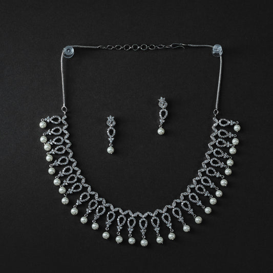 Nutan Necklace Set